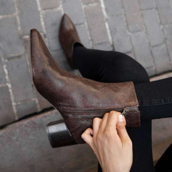 Thursday Boots Σελήνη γυναίκες H20P415 παπούτσια στάμπα φιδιού σοκολάτας