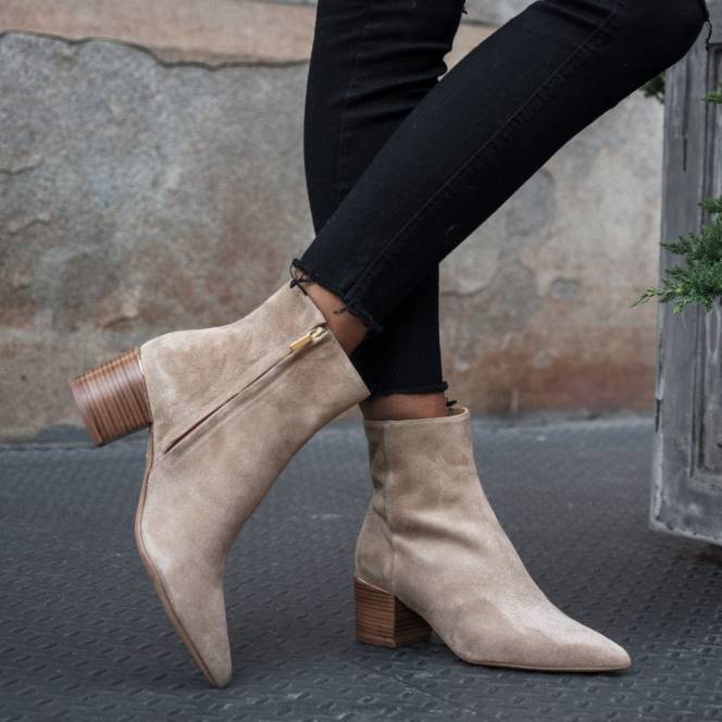 Thursday Boots Σελήνη γυναίκες H20P419 παπούτσια άμμος